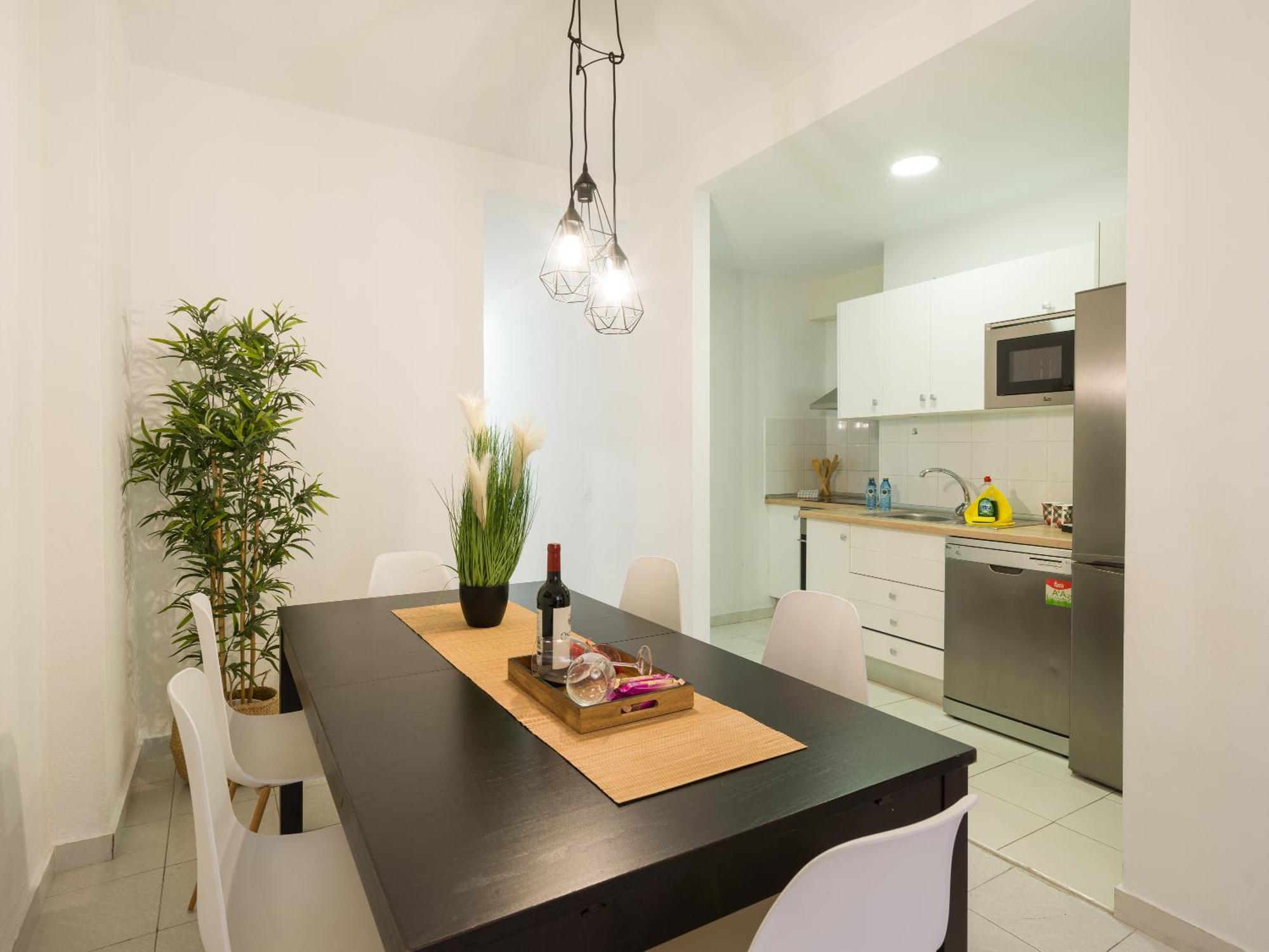 Family Nestor De La Torre Apartament